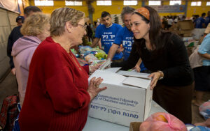 Фонд Дружбы выделяет 15 миллионов шекелей для израильтян, пострадавших от коронавируса