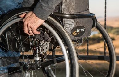 Одобрено решение о дотациях инвалидам